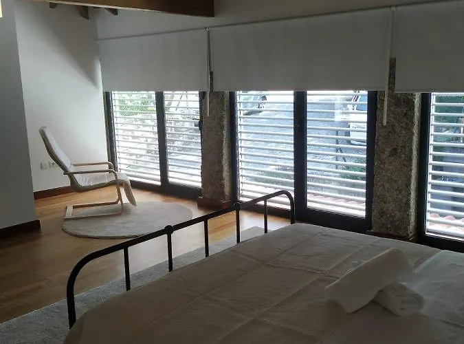 Casa Andorinhas 펜션 포보아데란호소